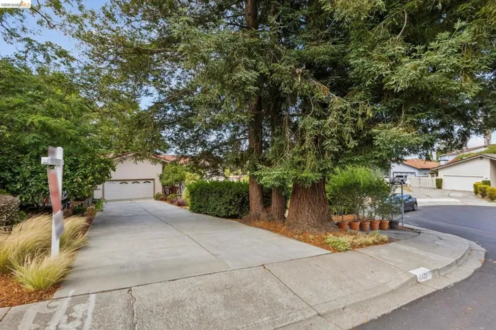 1131 Mitchell Way, El Sobrante, California 94803