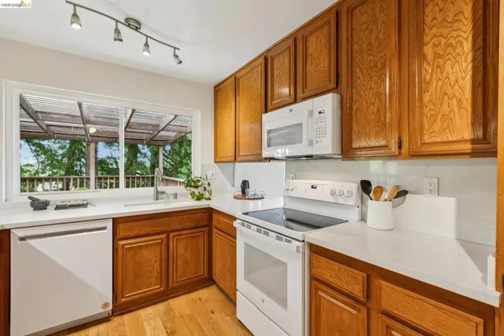 1131 Mitchell Way, El Sobrante, California 94803