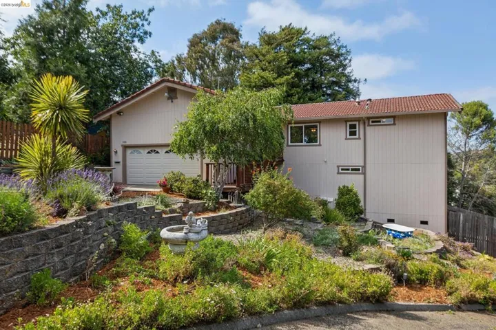 1131 Mitchell Way, El Sobrante, California 94803
