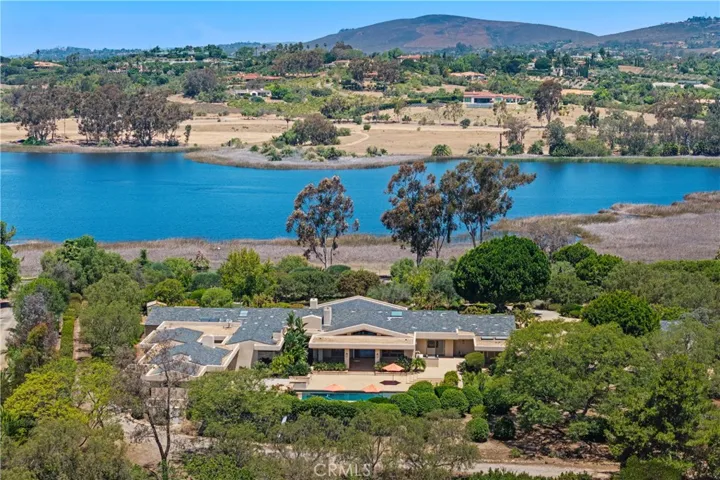 Welcome to 6533 Lago Lindo