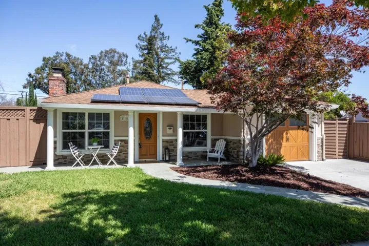 111 F Street, Redwood City, California 94063