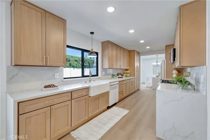 17392 Lido, Huntington Beach, California 92647