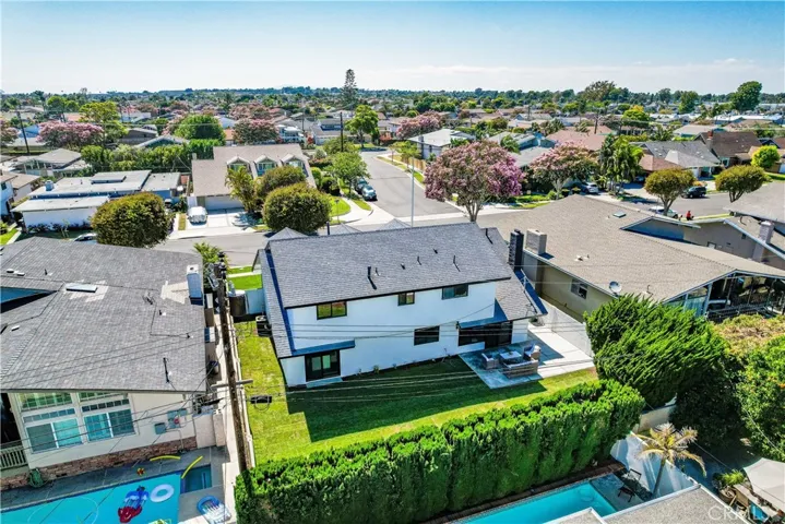 17392 Lido, Huntington Beach, California 92647