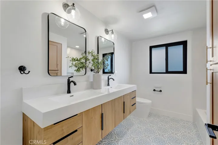 17392 Lido, Huntington Beach, California 92647