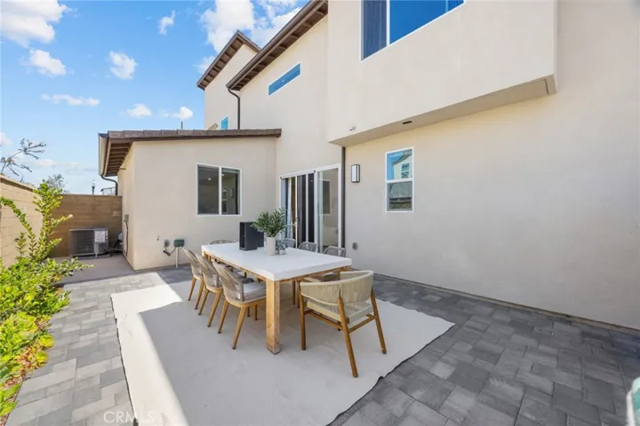201 Longspur, Irvine, California 92618