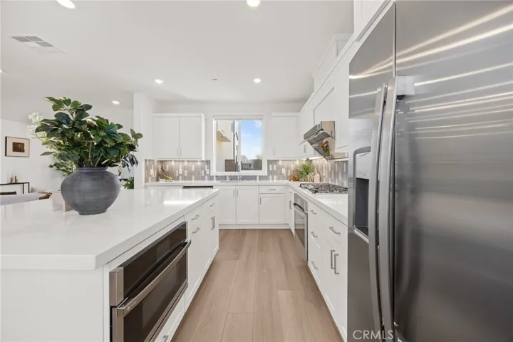201 Longspur, Irvine, California 92618