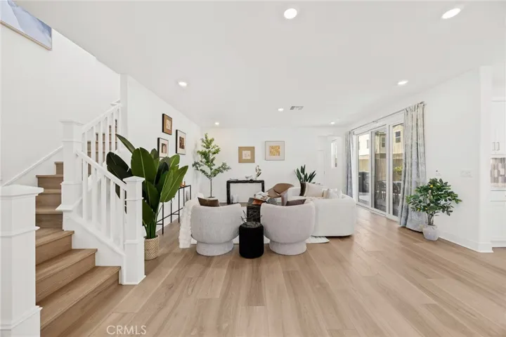 201 Longspur, Irvine, California 92618
