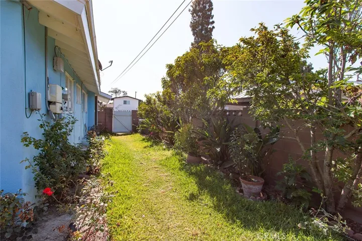11261 Palmwood, Garden Grove, California 92840