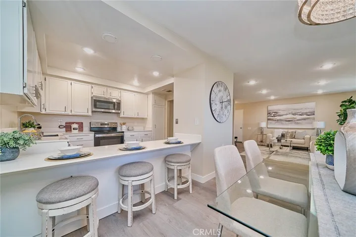 Breakfast Bar