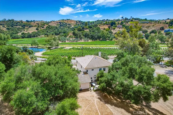 2424 Gird Road, Fallbrook, California 92028