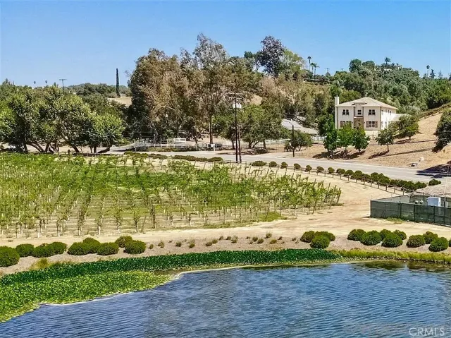 2424 Gird Road, Fallbrook, California 92028