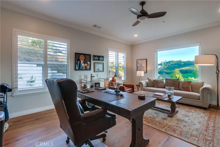 ENTRY LEVEL OFFICE OFF FOYER