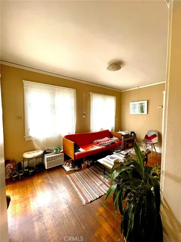 272 living room with wood floors
