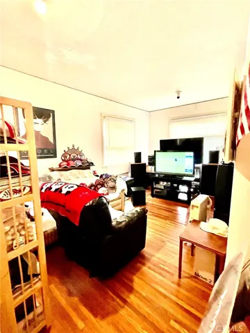 272.5 wood floors