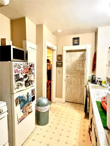 272 kitchen