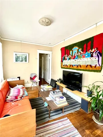 274 Living room