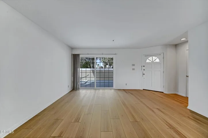Living Rm
