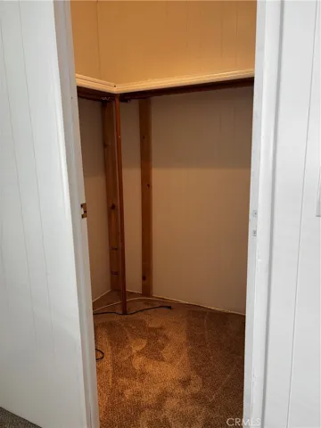 walk in closet