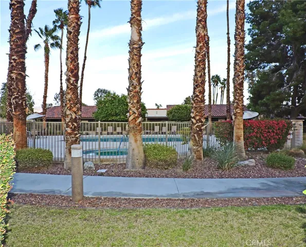 1140 Via Tenis, Palm Springs, California 92262