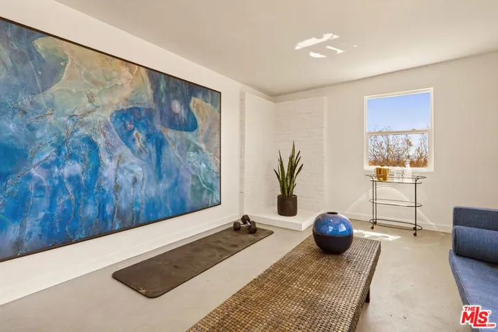 60939 Sunny Vista Road, Landers, California 92285