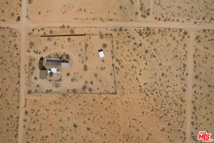 60939 Sunny Vista Road, Landers, California 92285