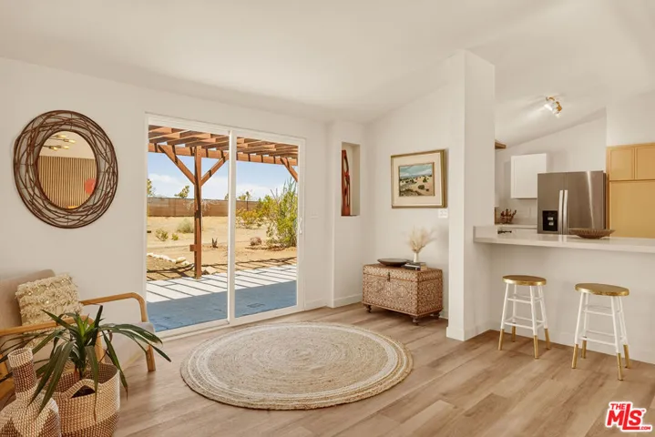 60939 Sunny Vista Road, Landers, California 92285