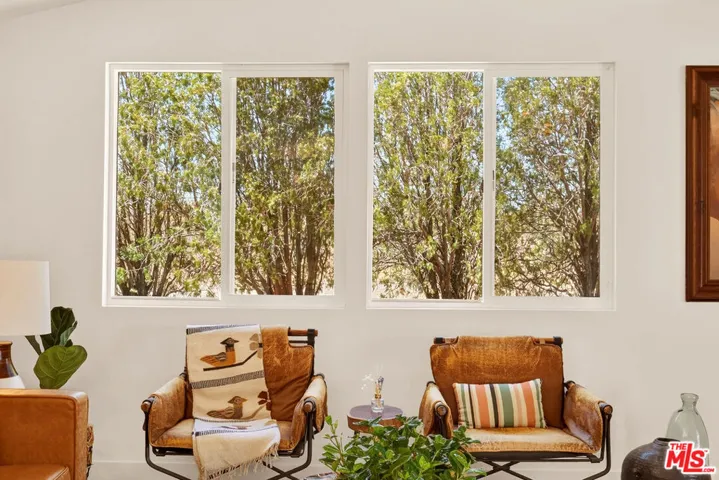 60939 Sunny Vista Road, Landers, California 92285
