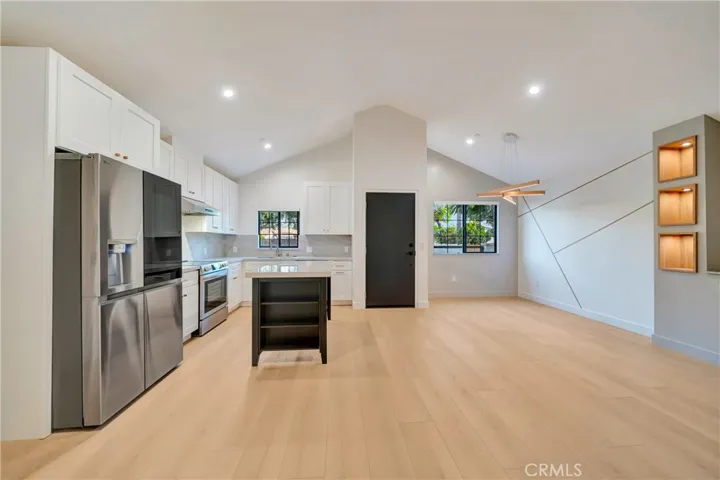15741 Valerio St, Van Nuys, California 91406
