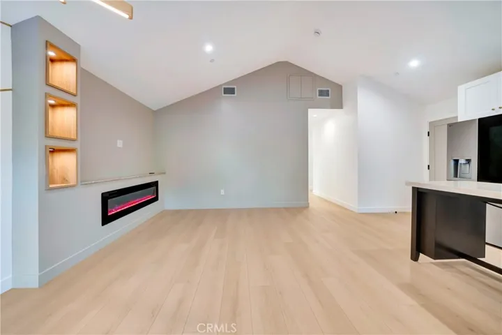15741 Valerio St, Van Nuys, California 91406