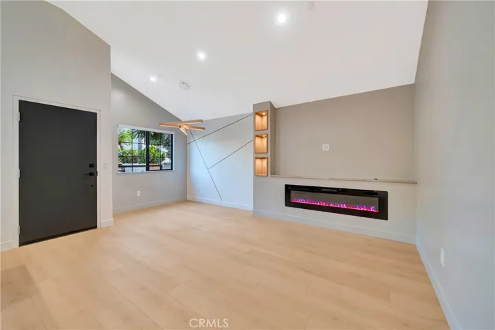15741 Valerio St, Van Nuys, California 91406