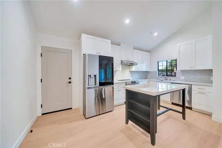 15741 Valerio St, Van Nuys, California 91406