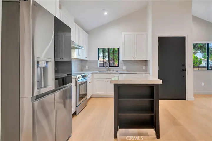 15741 Valerio St, Van Nuys, California 91406