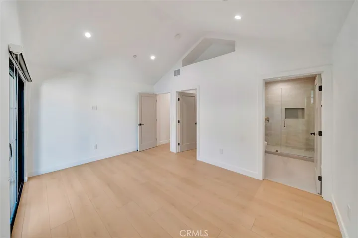 15741 Valerio St, Van Nuys, California 91406