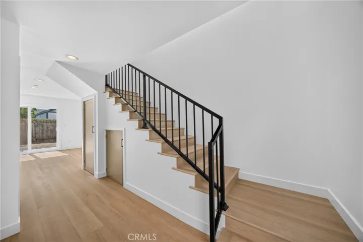 2937 10th, Los Angeles, California 90018