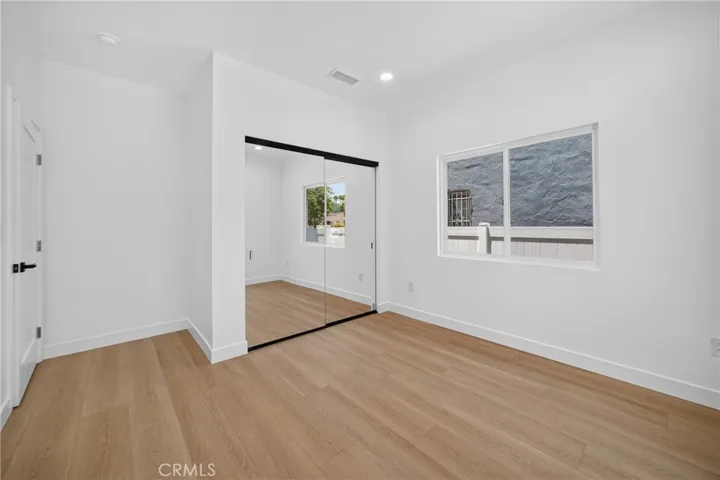 2937 10th, Los Angeles, California 90018
