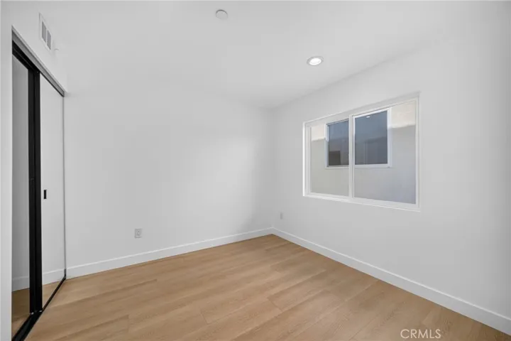 2937 10th, Los Angeles, California 90018