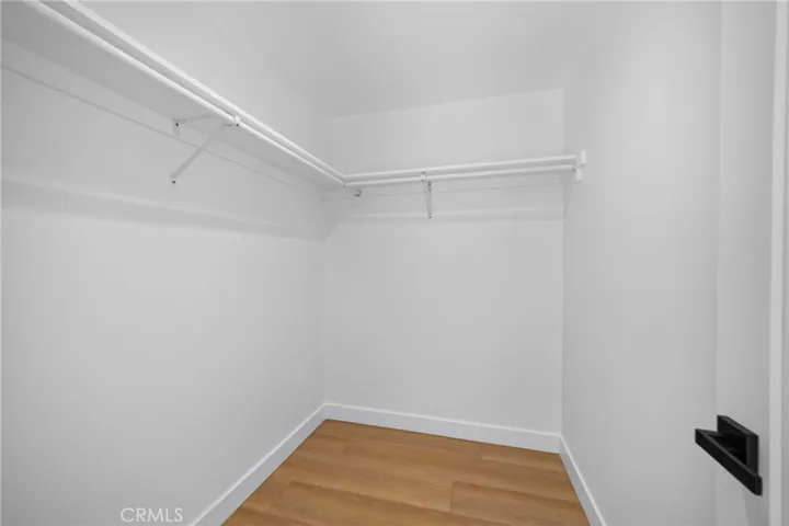 2937 10th, Los Angeles, California 90018