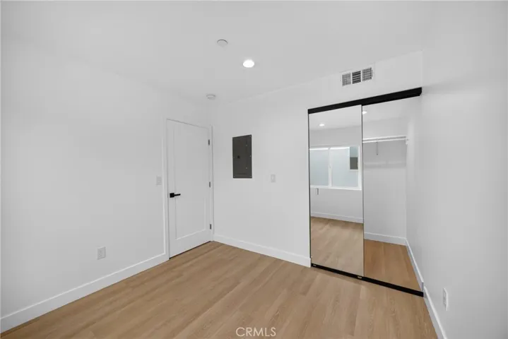2937 10th, Los Angeles, California 90018