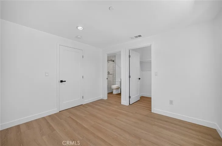 2937 10th, Los Angeles, California 90018