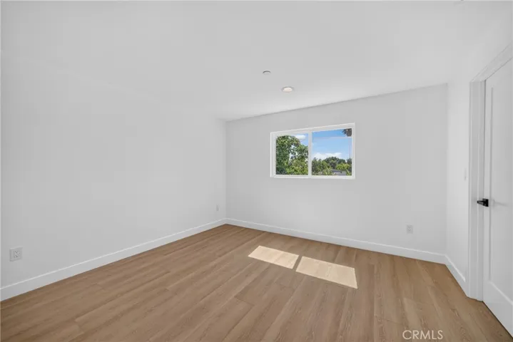2937 10th, Los Angeles, California 90018
