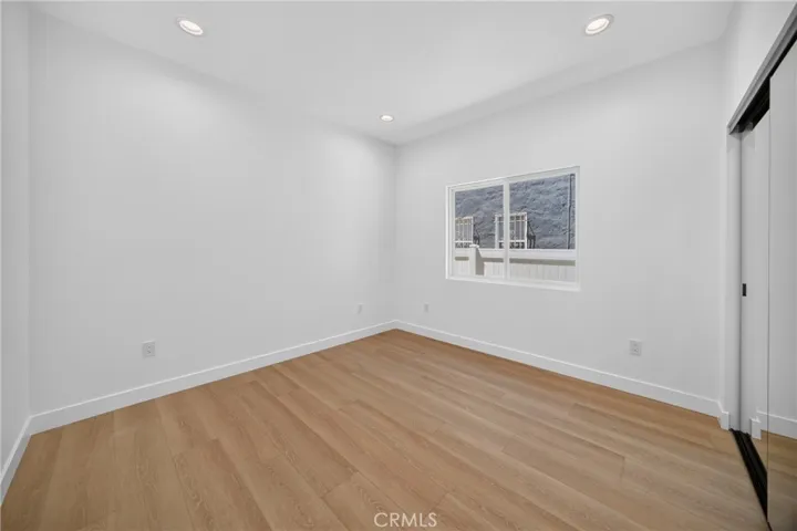 2937 10th, Los Angeles, California 90018