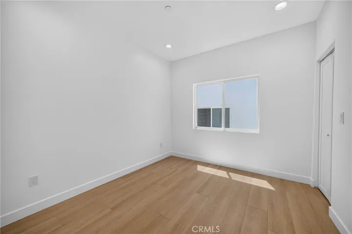 2937 10th, Los Angeles, California 90018
