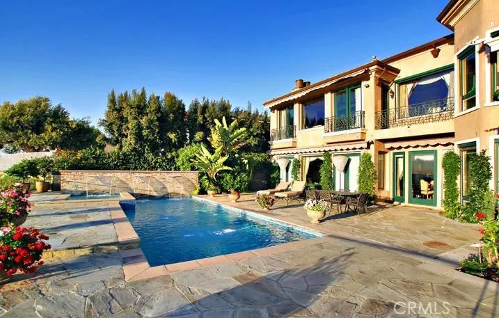 59 Montecito, Corona Del Mar, California 92625