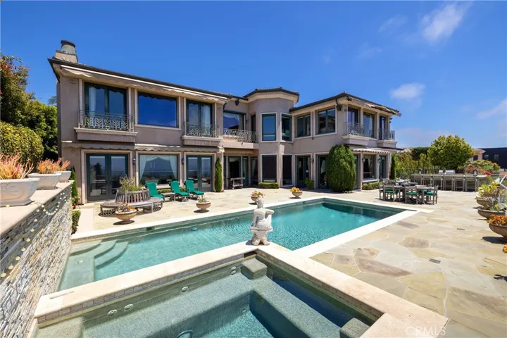 59 Montecito, Corona Del Mar, California 92625