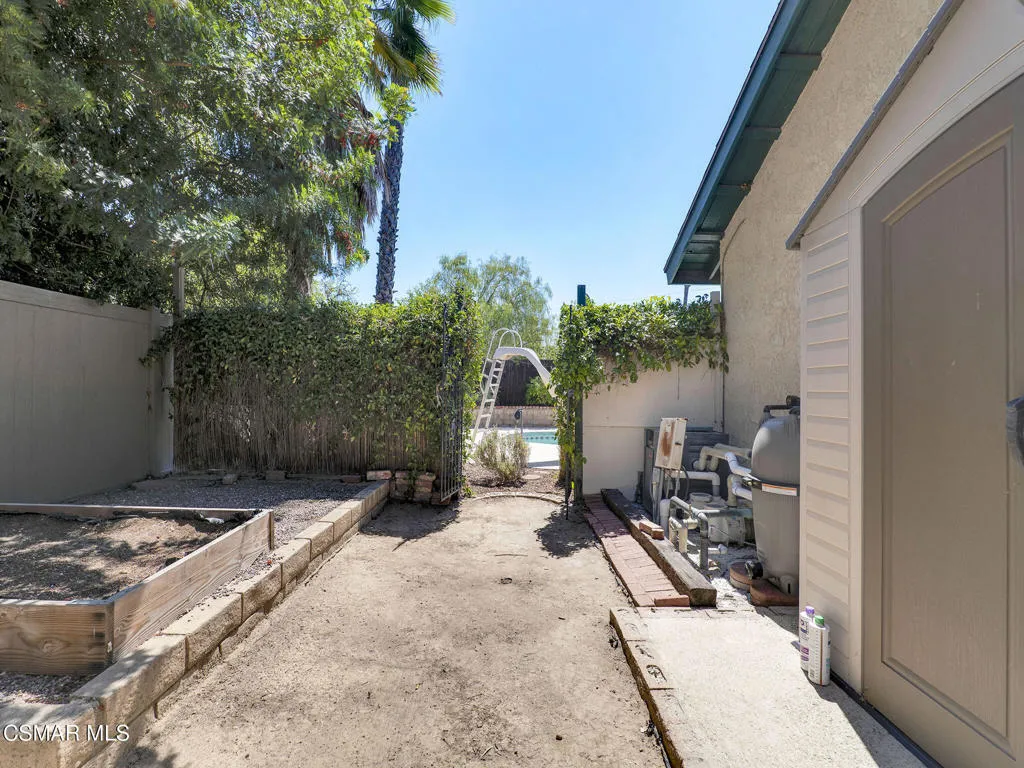 6447 Hope St, Simi Valley -HsHProd-49