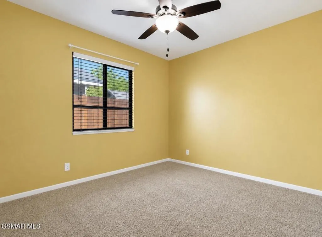 Listing on Hope st yellow room 2