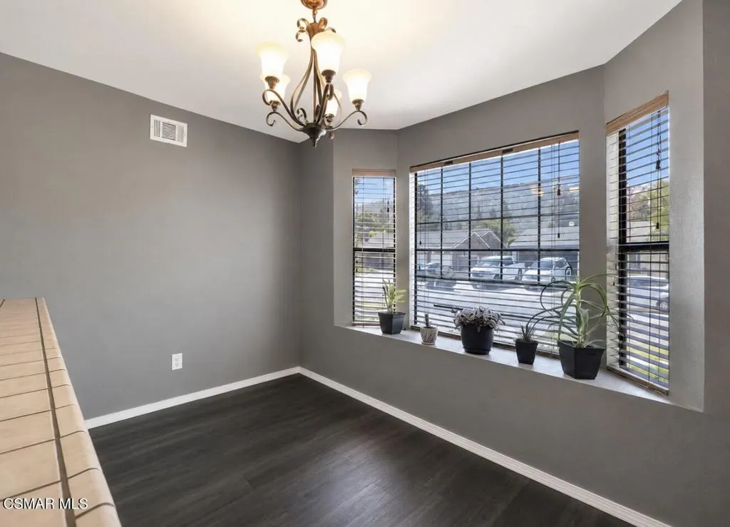 Listing on Hope st breakfast knook