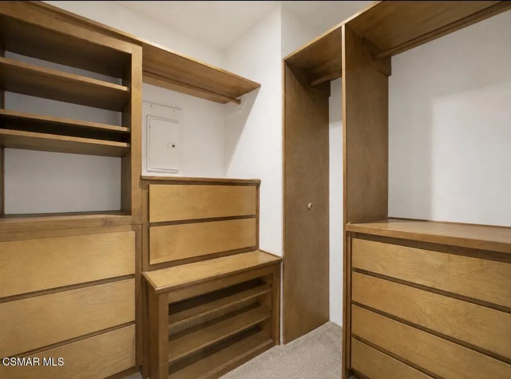 hope closet 1