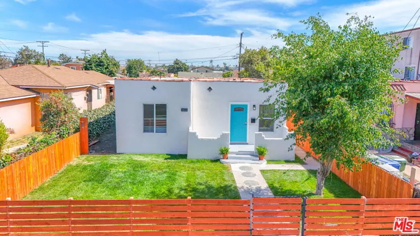 3312 Hyde Park Boulevard, Los Angeles, California 90043