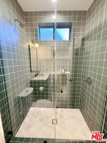 2707 Benedict Street 3/4, Los Angeles, California 90039